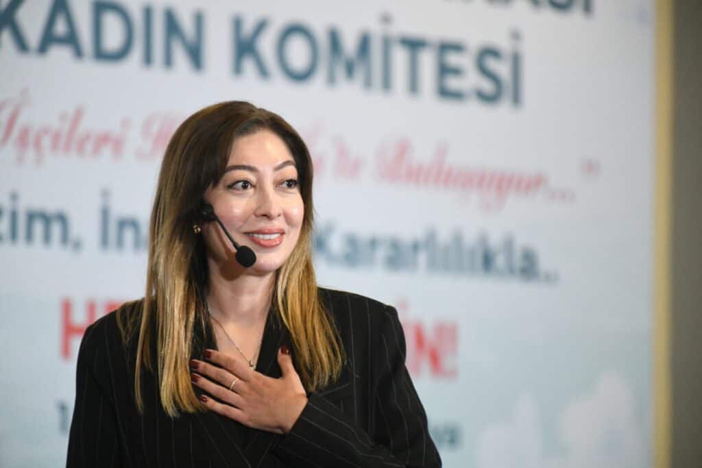 Ev İşçilerinin Örgütlenmesinde 500 Bin Üye Hedefine Doğru Kararlı İlerleyiş