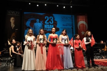 Eskişehir’de Altı Genç Solist 23 Nisan’da Senfoni Orkestrası ile Sahne Aldı